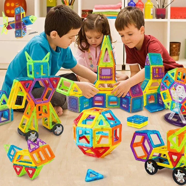 MAGNETIC CONSTRUCTOR - Let your children's imagination run wild