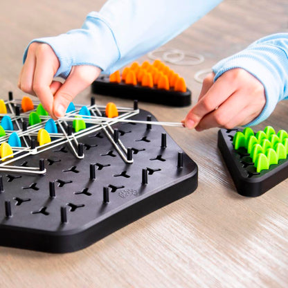 Strategy and Reflection Game for the Whole Family - TRIGGLE